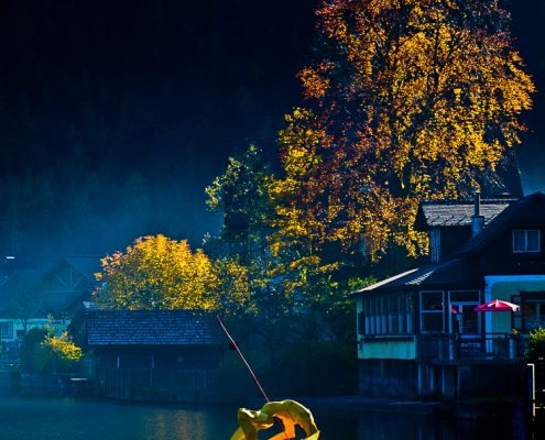 Hallstätter See im Herbst